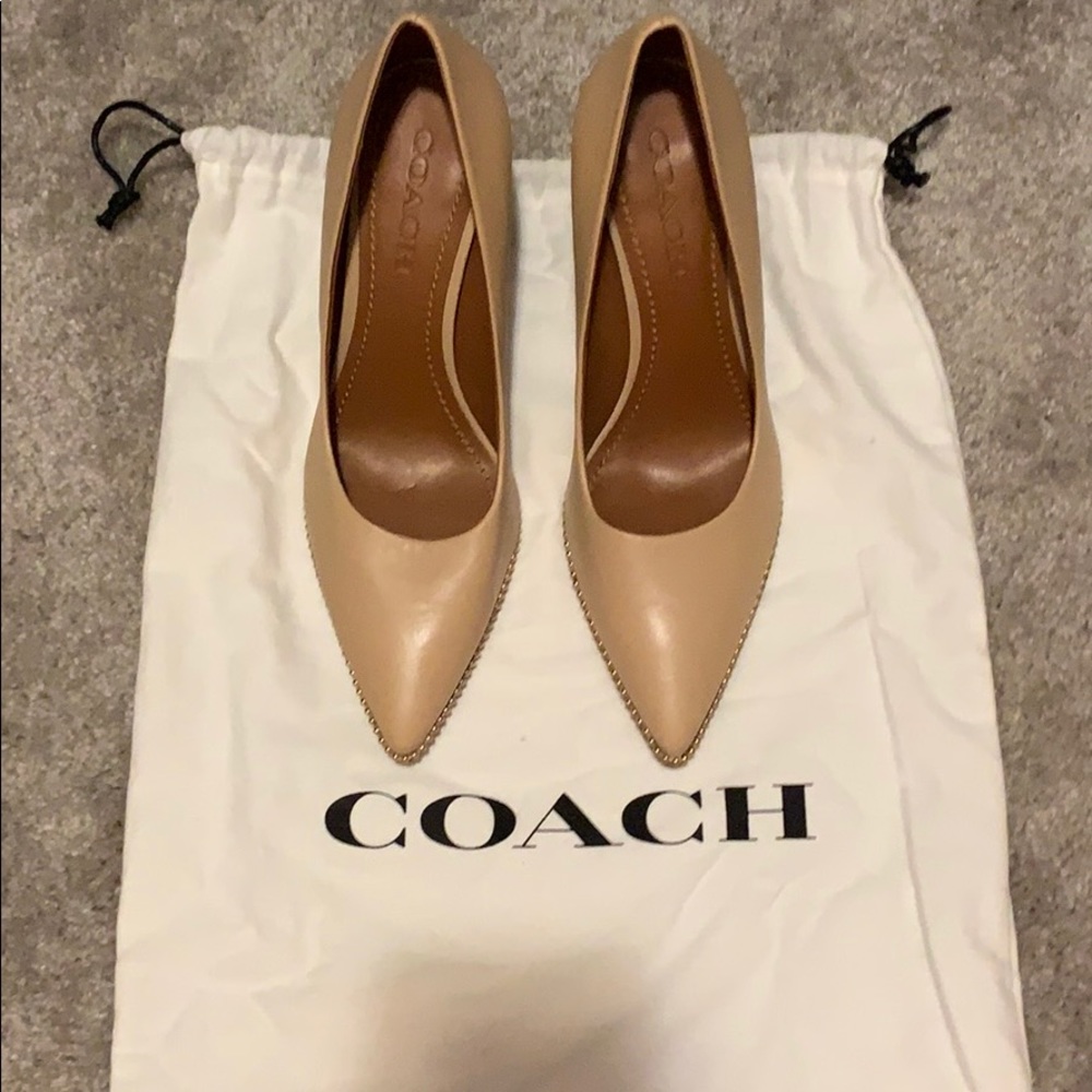Coach Beadchain Nude Pumps High Heels Nude Pink